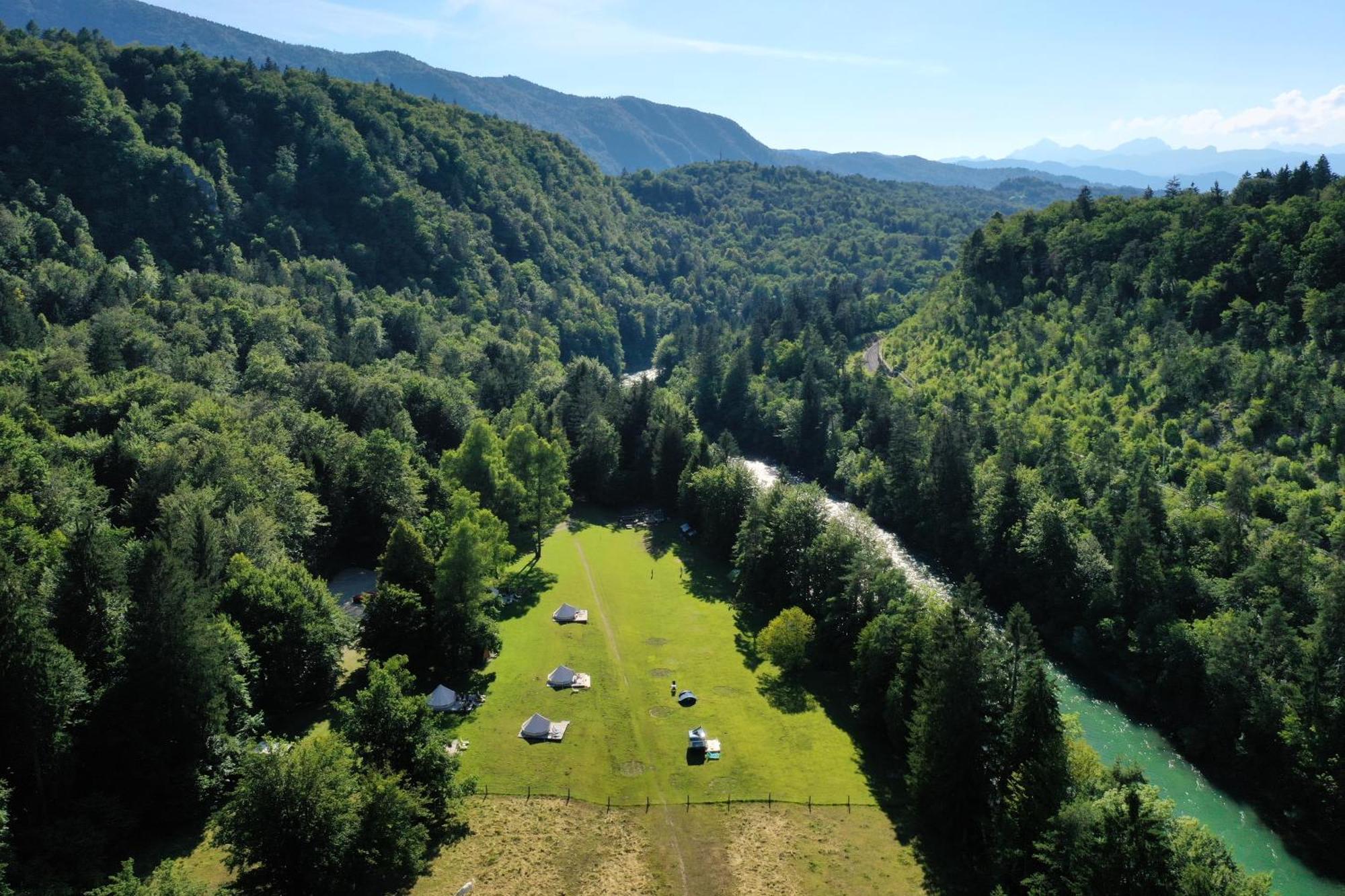 Eco River Camp - Pitches ราโดว์ลิตซา ภายนอก รูปภาพ